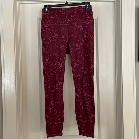 Define PowerHold High Waisted 7/8 Legging - Picture 2 of 7